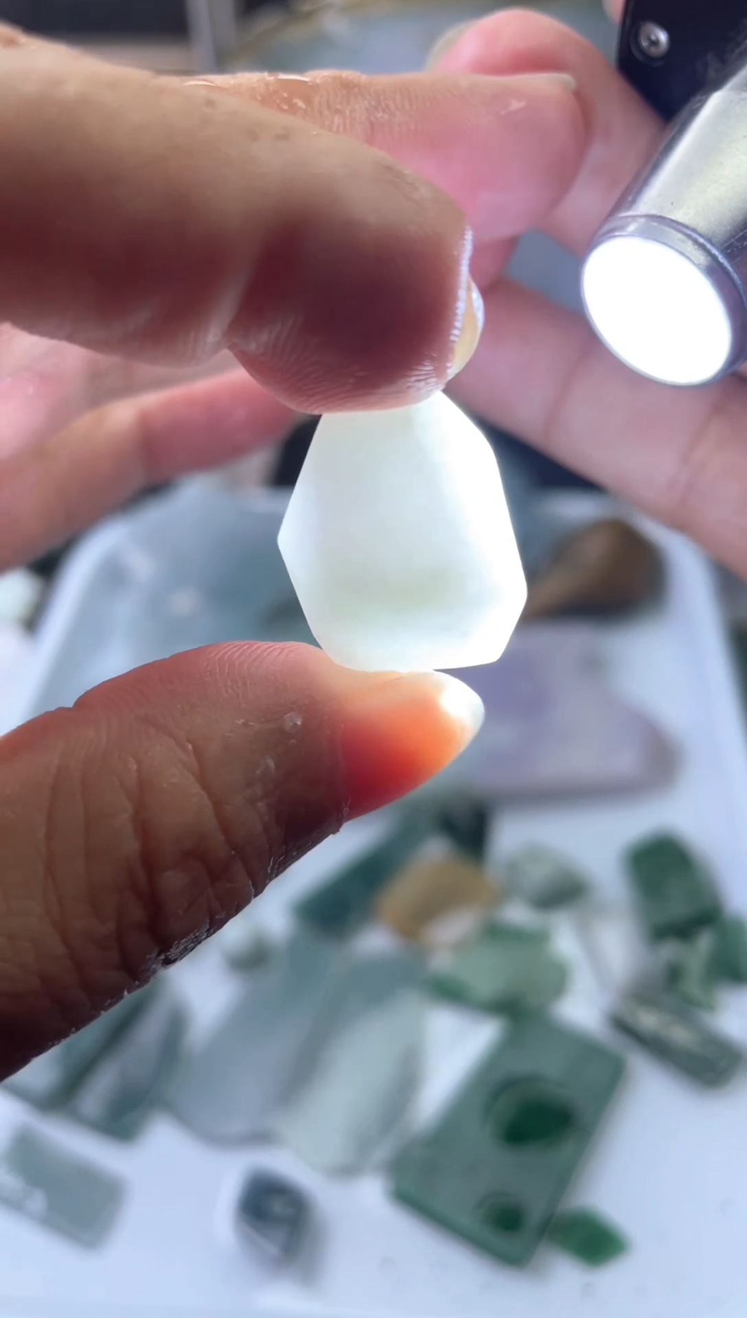 翡翠未镶嵌颈饰天然缅甸翡翠A货