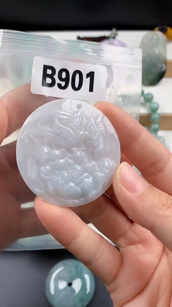 颈饰未镶嵌翡翠天然翡翠吊坠挂件