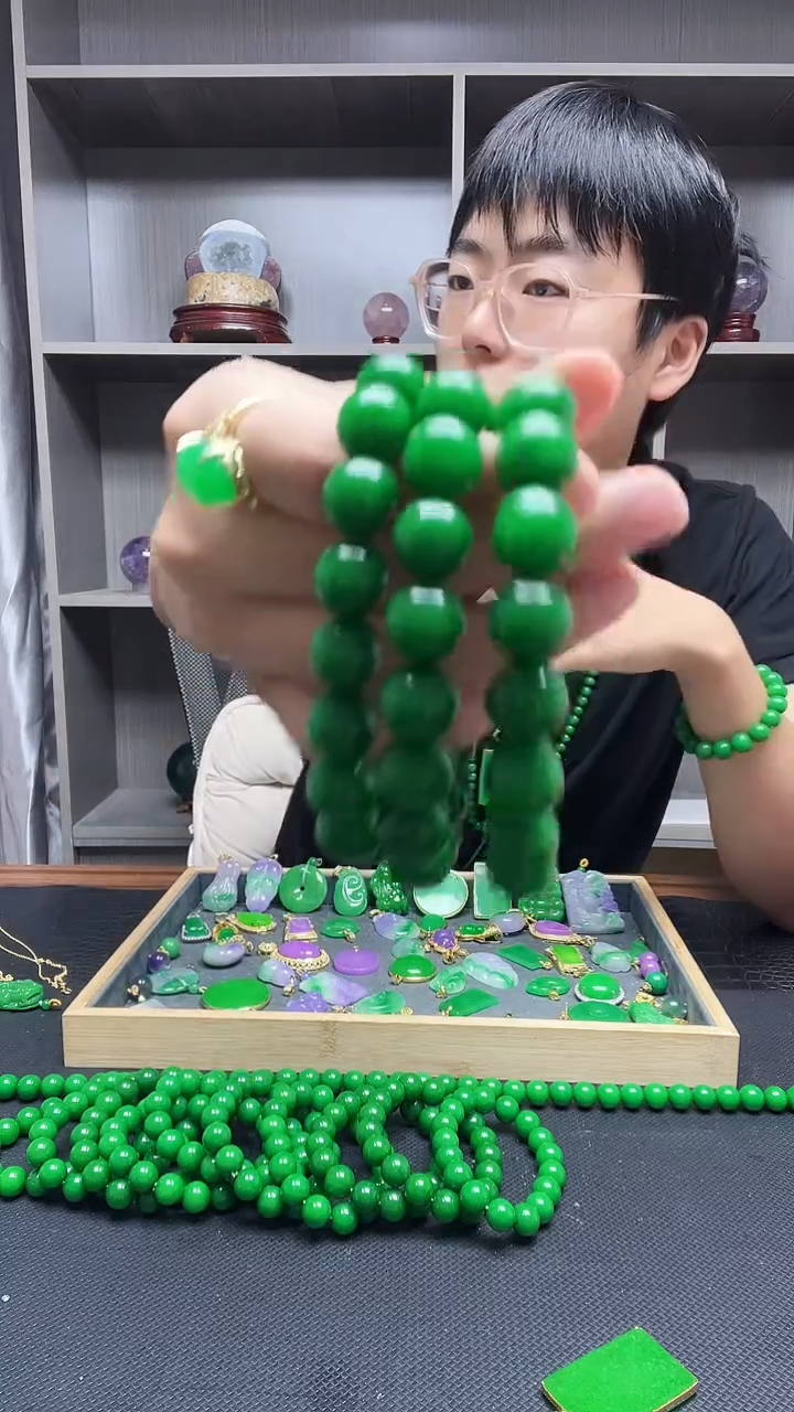 未镶嵌手链翡翠手链