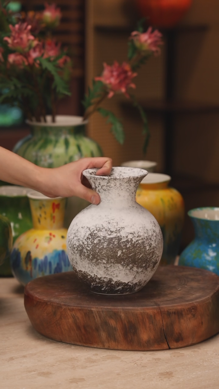 【闪购商品】陶瓷景德镇设计师手作花器摆件侘寂风