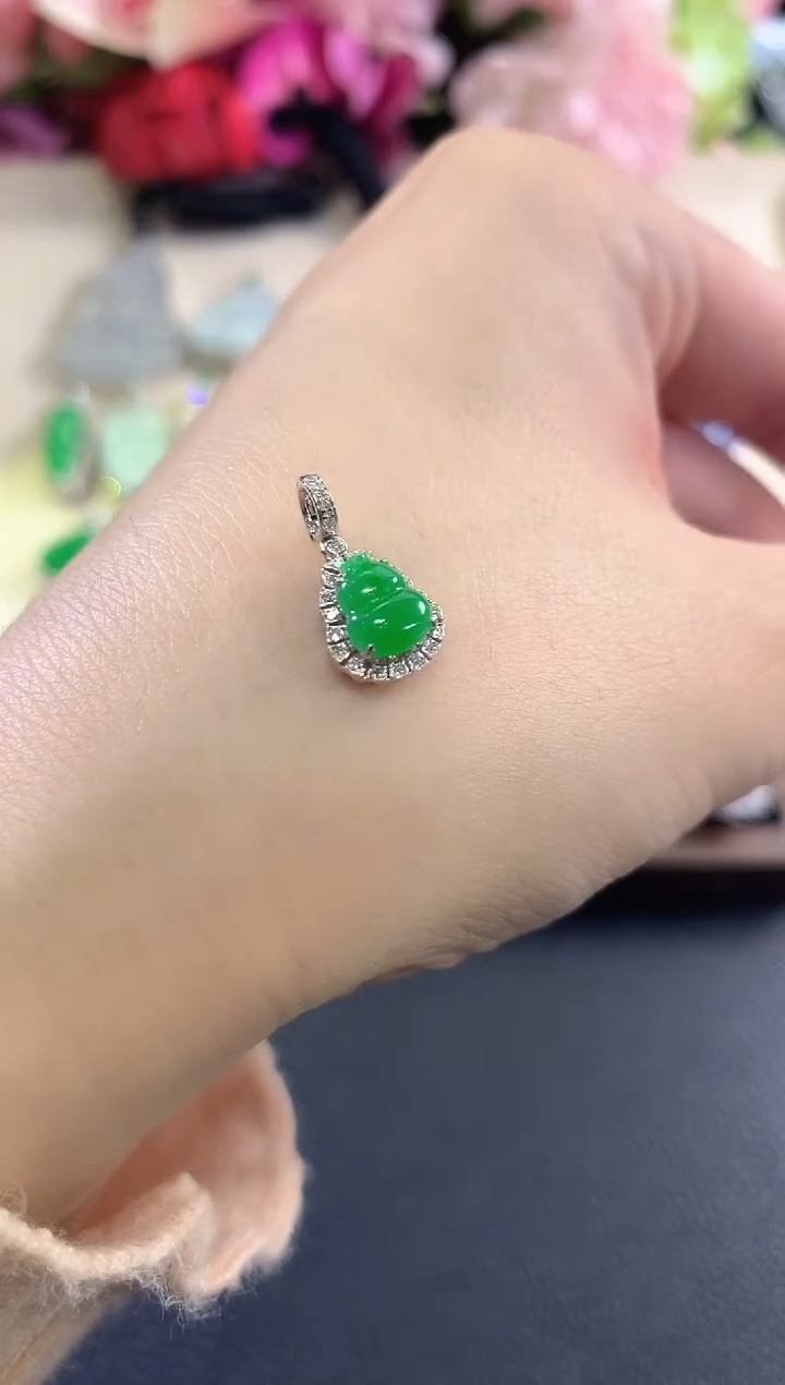 吊坠(不含链)18K金镶嵌翡翠B6 多样性一件发货