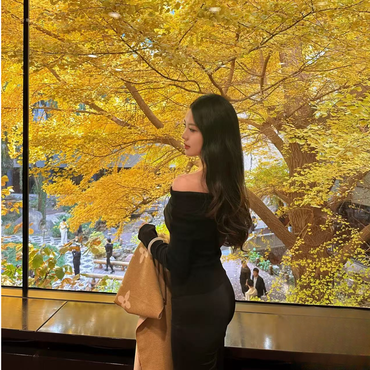 【撤柜清仓】字母保暖时尚 轻奢绒绒穿搭