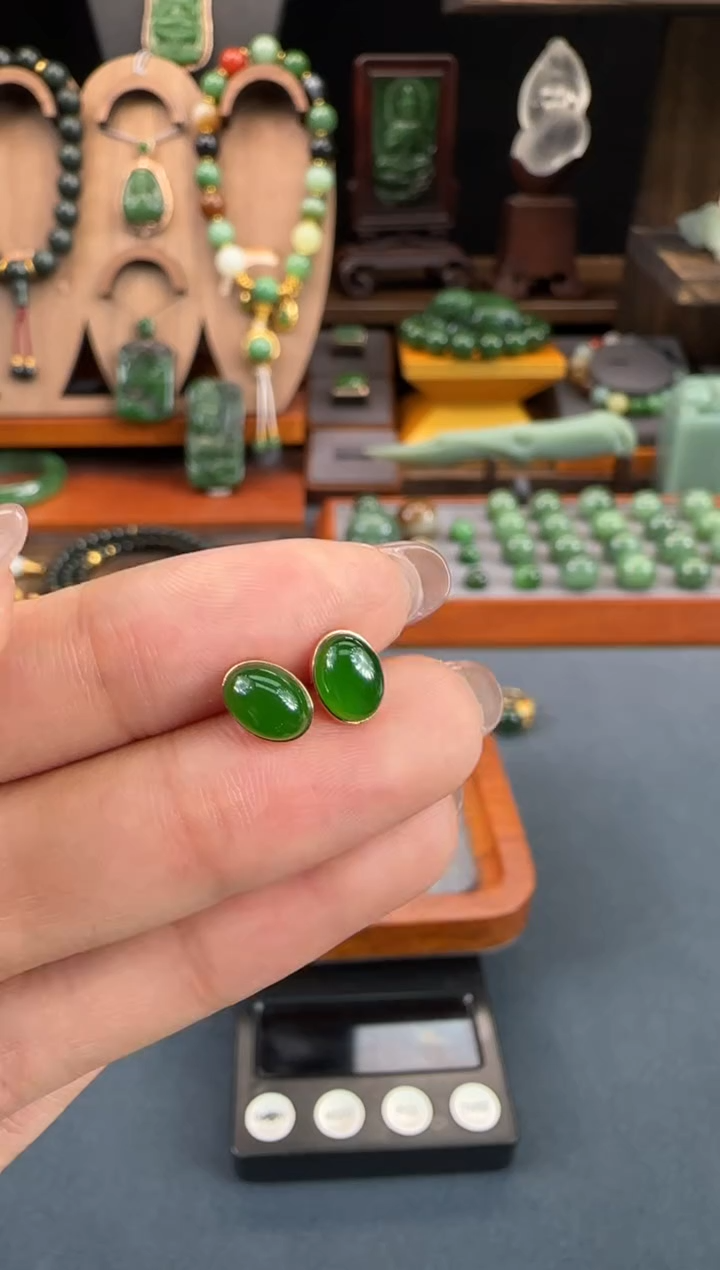 【闪购商品】和田玉吊坠18K金镶嵌1