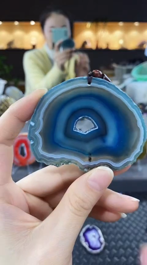 未镶嵌颈饰玛瑙/玉髓归**新玛瑙