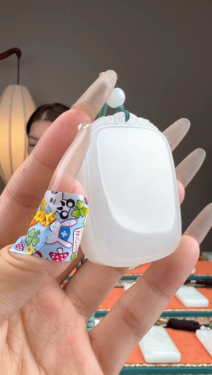 【闪购商品】和田玉颈饰未镶嵌1