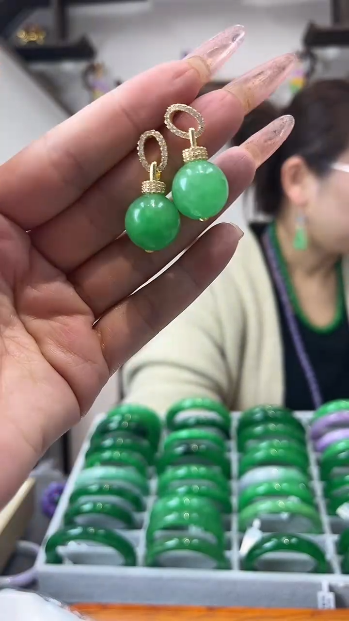 【闪购商品】砖雕h22 果阳绿耳坠卡16+mm