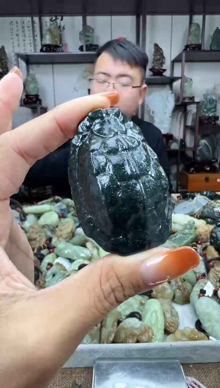 未镶嵌和田玉把件1