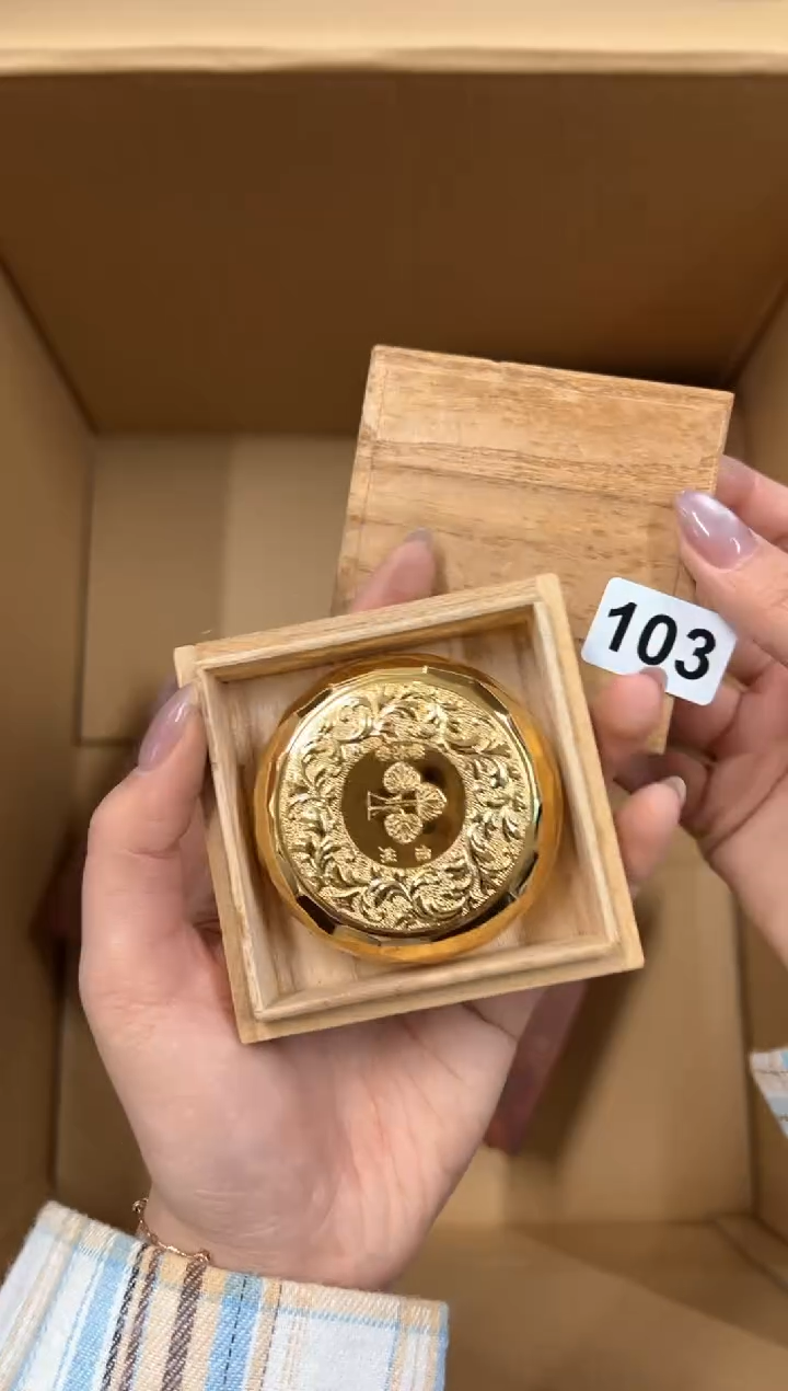 【闪购商品】额103中古商品谨慎参拍