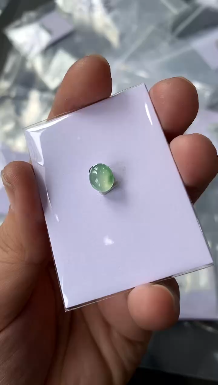 【闪购商品】定制翡翠未镶嵌蛋面