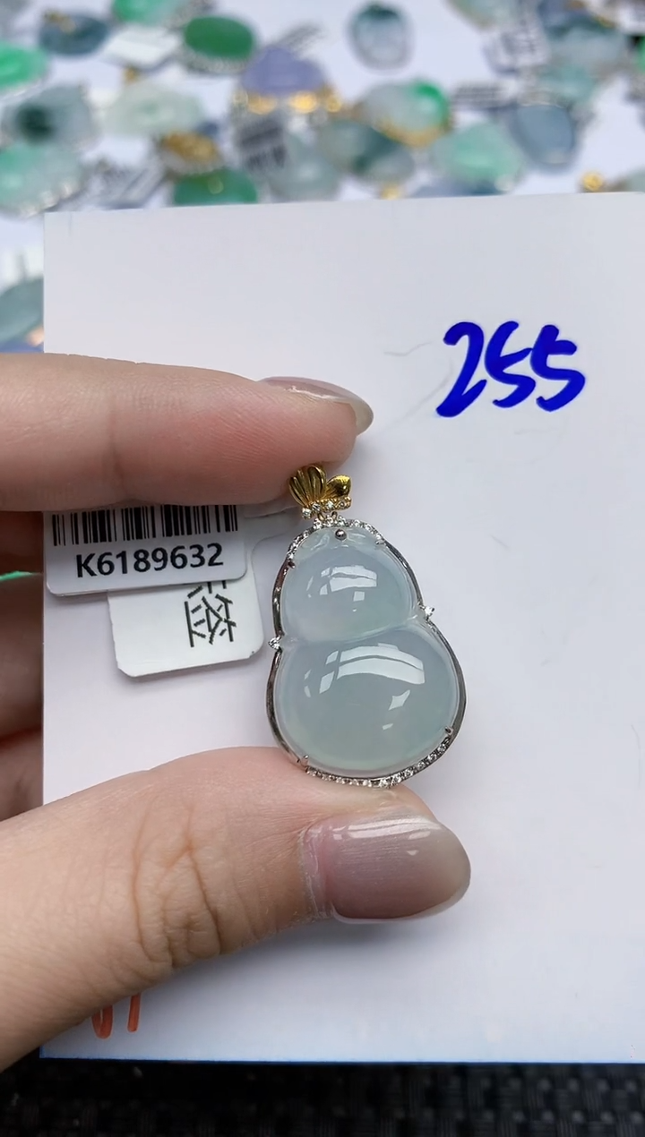 【闪购商品】翡翠颈饰18K金镶嵌天然翡翠A货