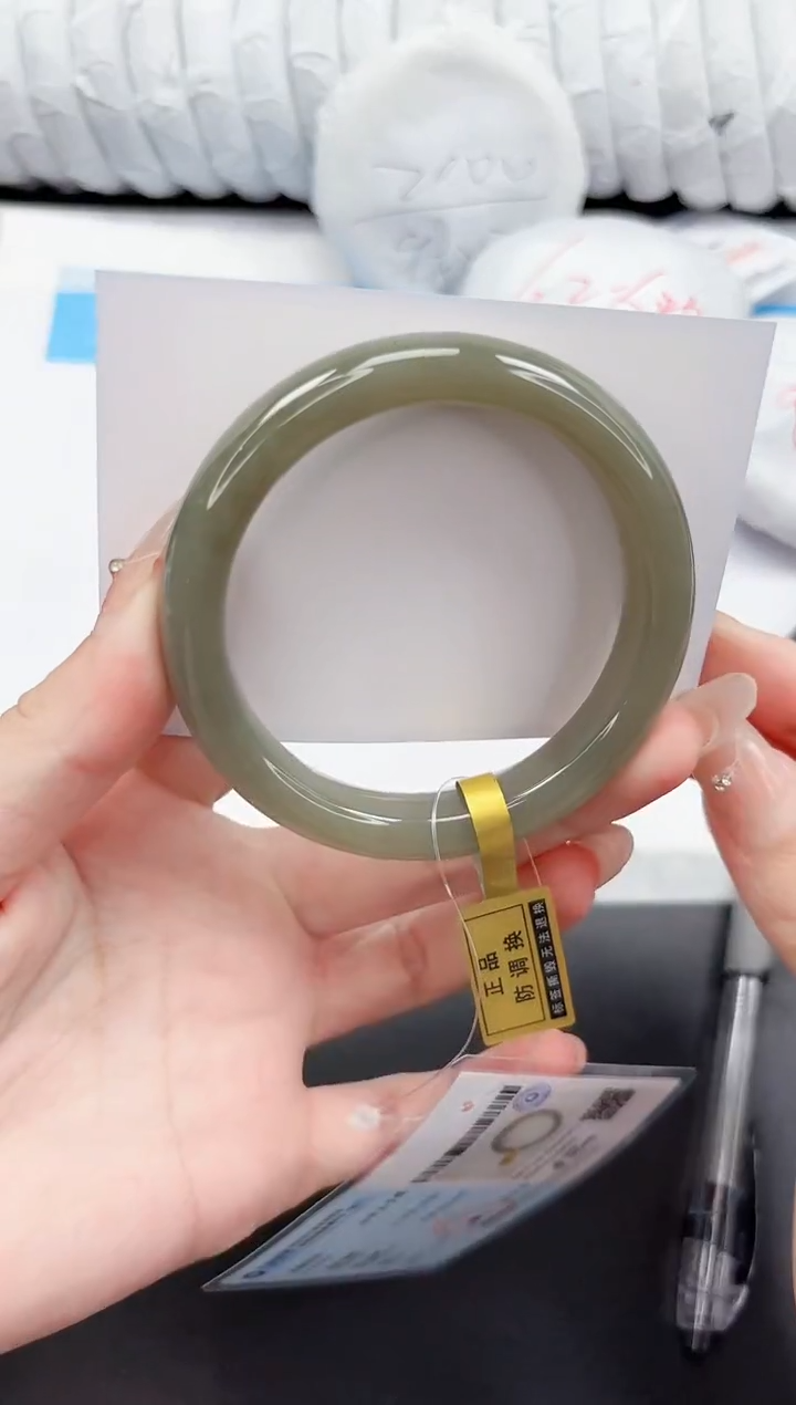 和田玉手镯未镶嵌50-57.8QS5