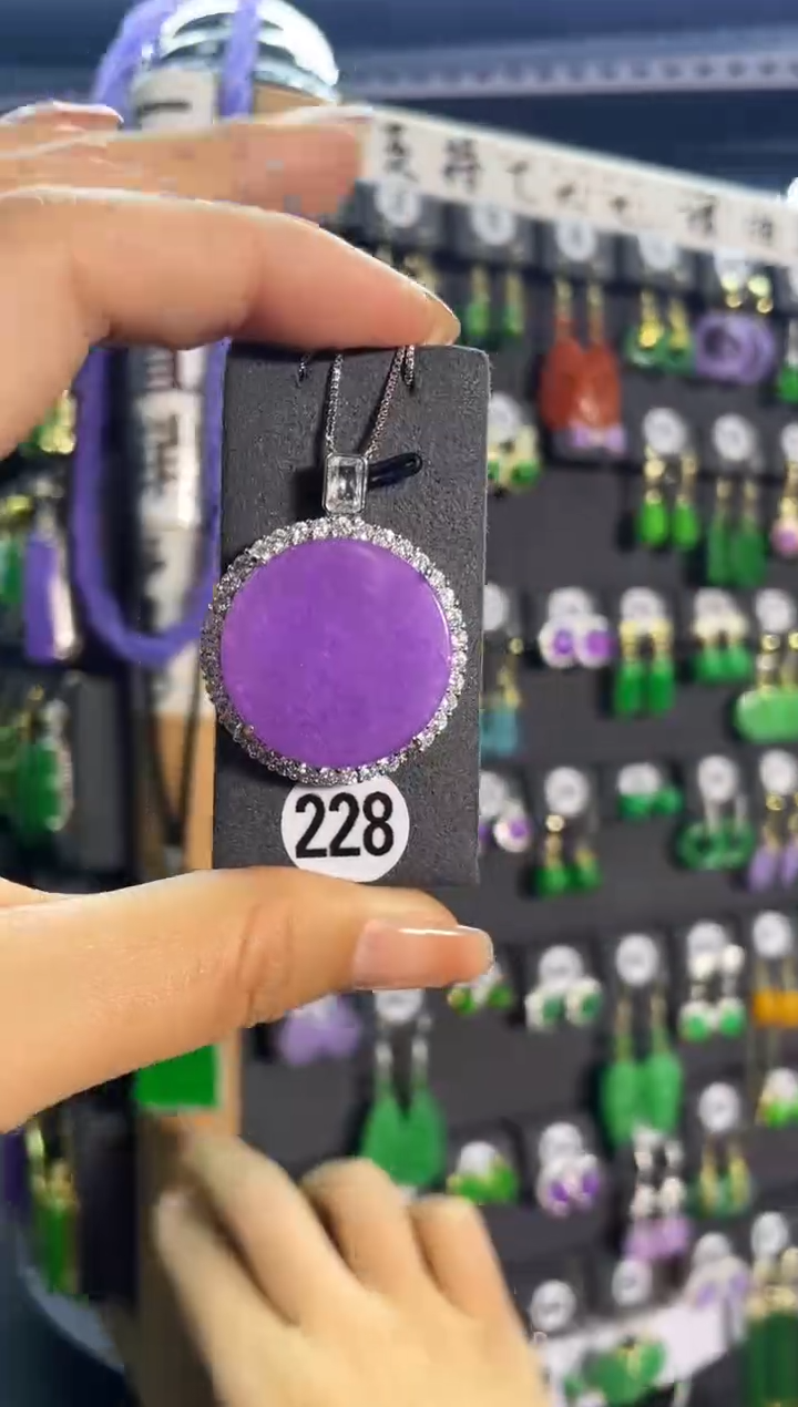 【闪购商品】翡翠耳饰银S925镶嵌228...