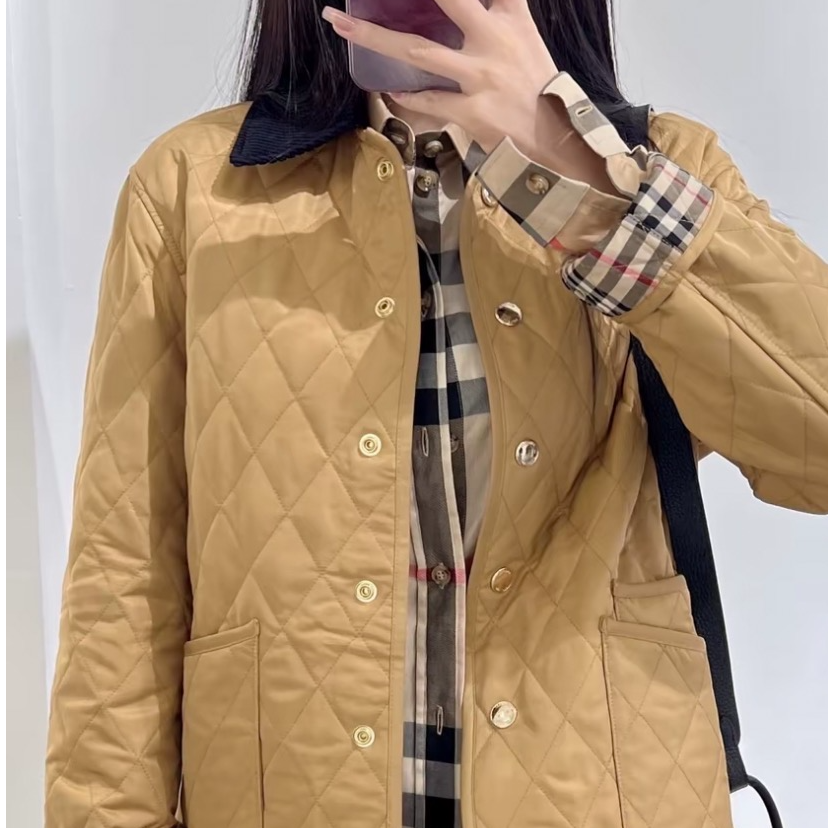 全新未使用 BURBERRY/博柏利 X13909 棕色菱形格纹翻领单排扣棉服