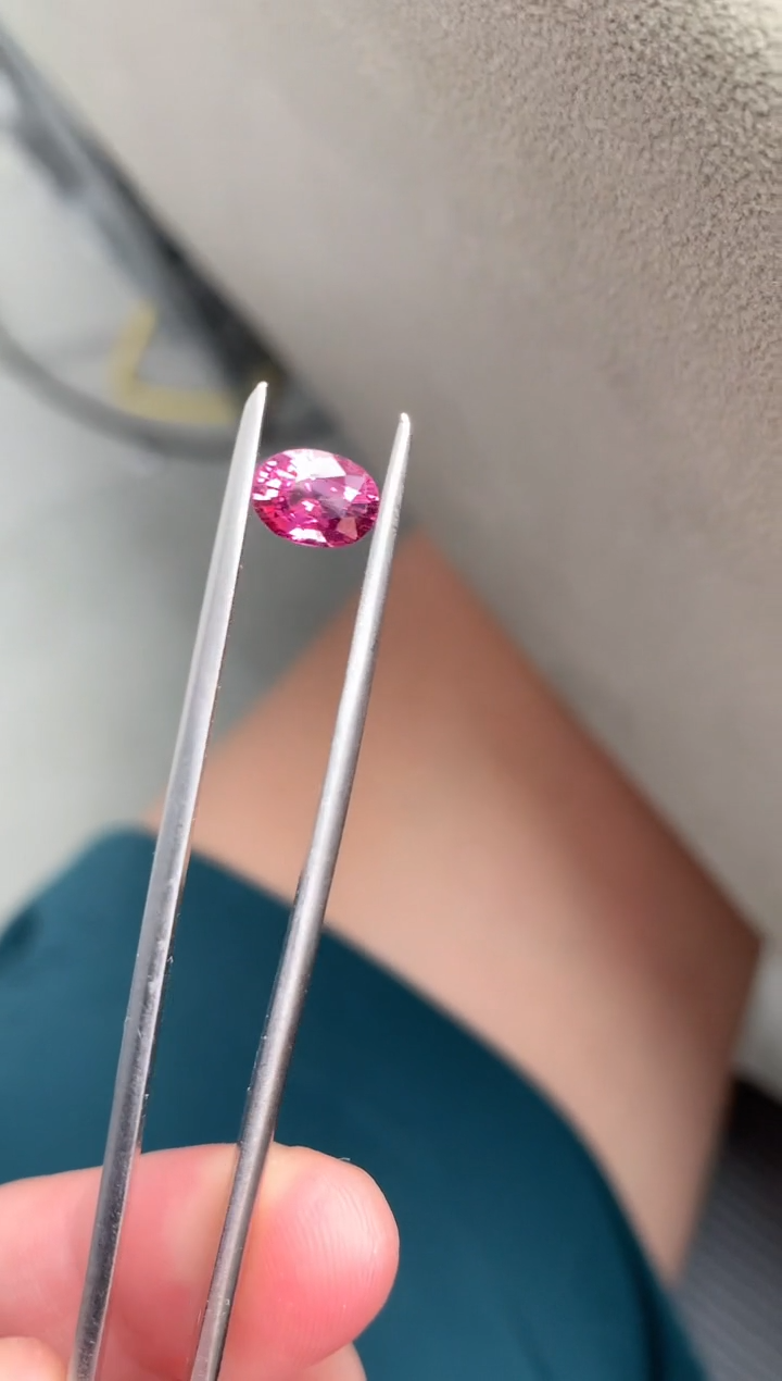 未镶嵌裸石石榴石1.42ct