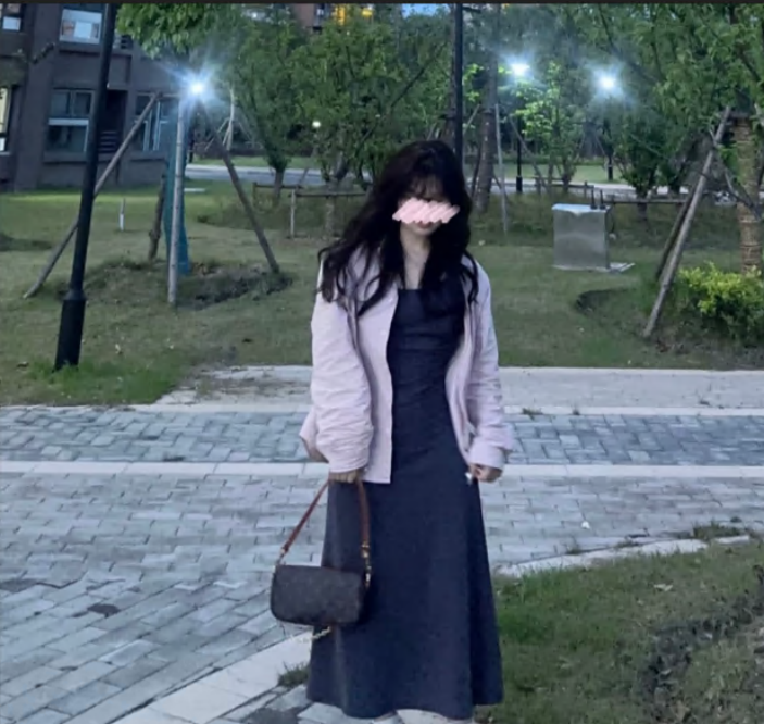 未拆封  未拆封 LouisVuitton/路易威登 LOOP单肩斜挎包A