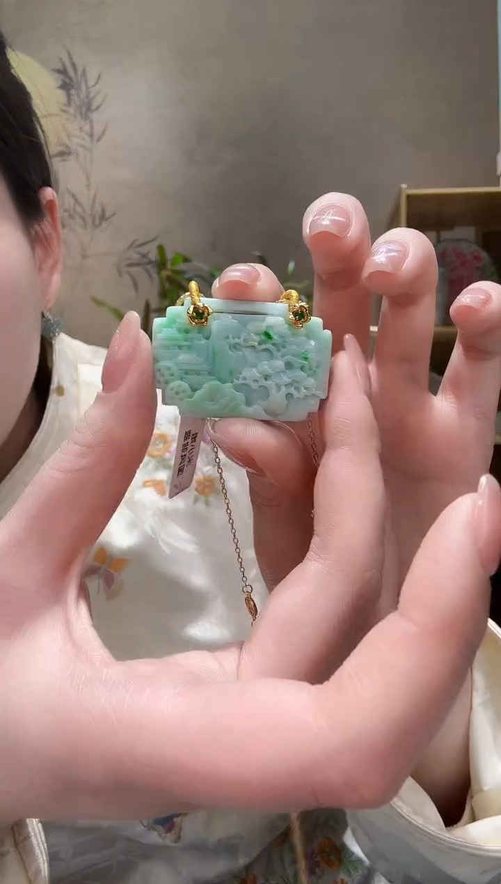 【闪购商品】翡翠颈饰未镶嵌吊坠