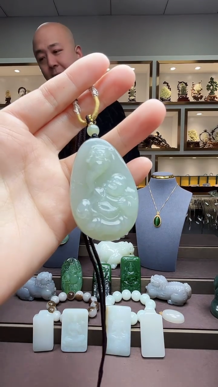 【闪购商品】和田玉颈饰未镶嵌苏