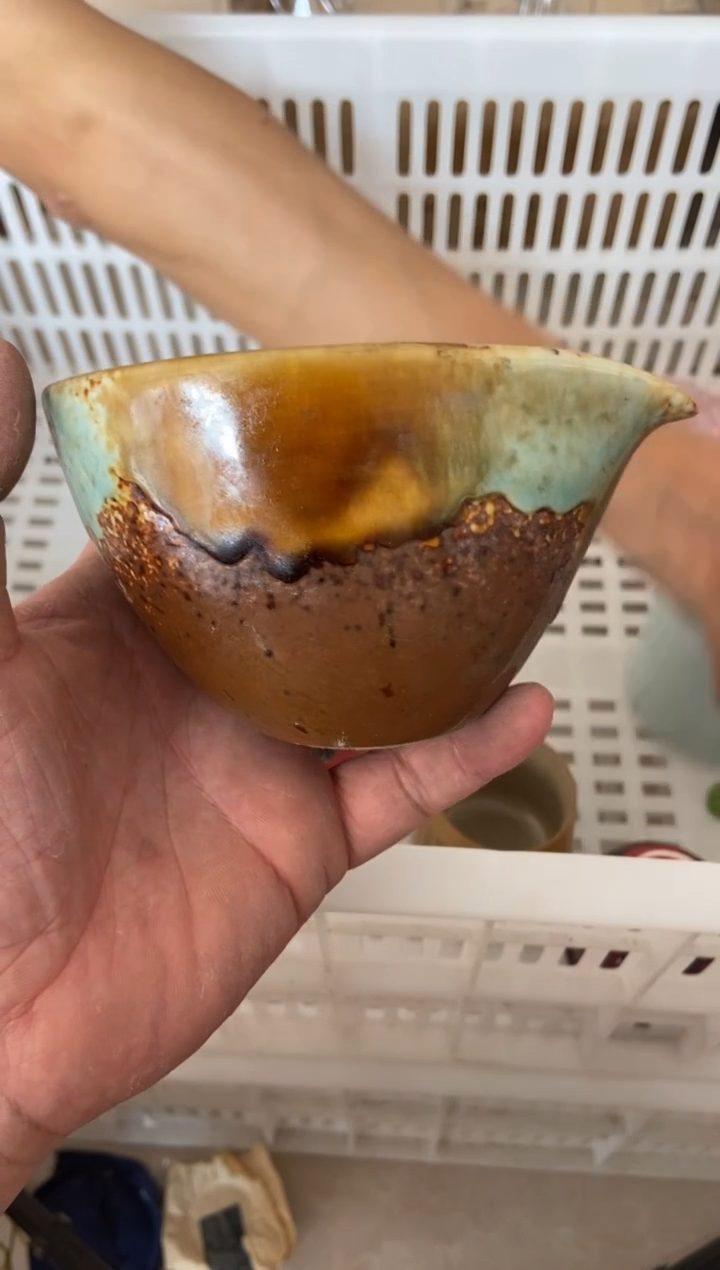杯无运费险有瑕疵的摄影的产品有使用过的痕迹有点脏介意勿拍