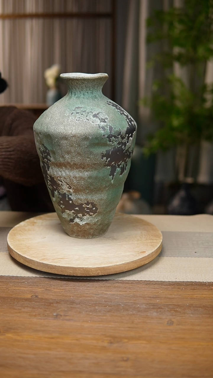 【闪购商品】陶瓷 花器诧寂复古绿高脚