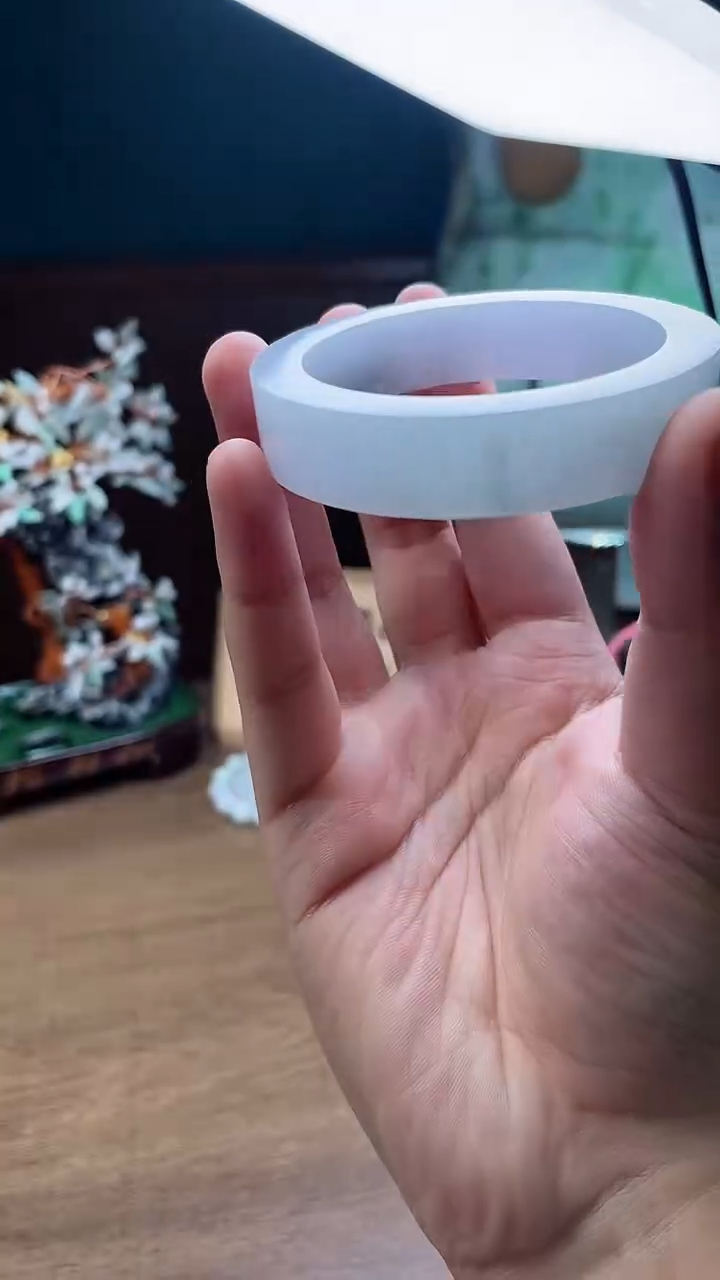 定制翡翠手镯未镶嵌定制