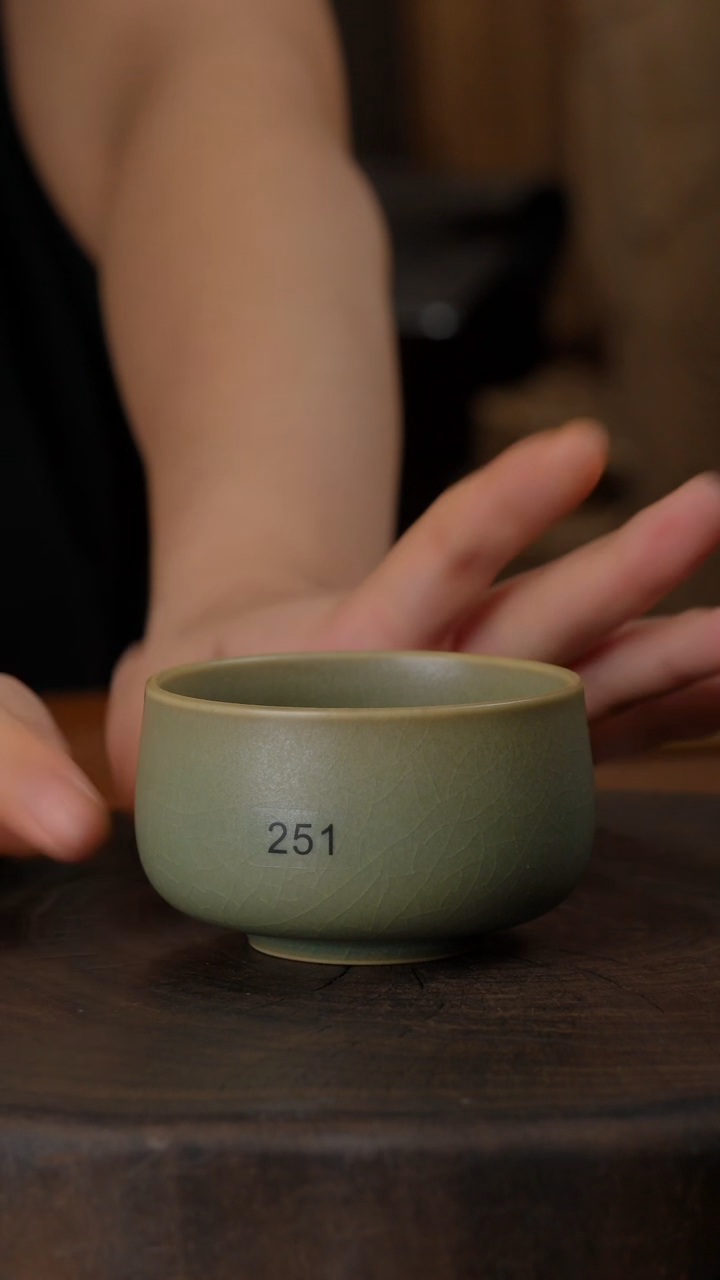 汝瓷 柴烧高足禅定 证书礼盒#251