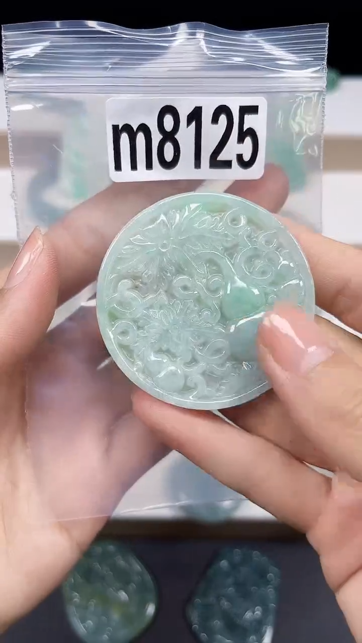 颈饰未镶嵌翡翠翡翠珠宝吊坠挂件