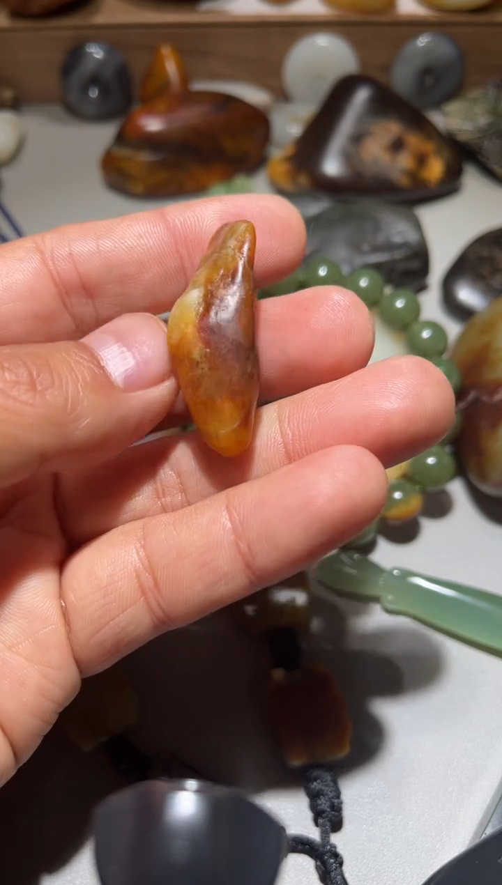 未镶嵌和田玉（子料）挂件和田玉原石