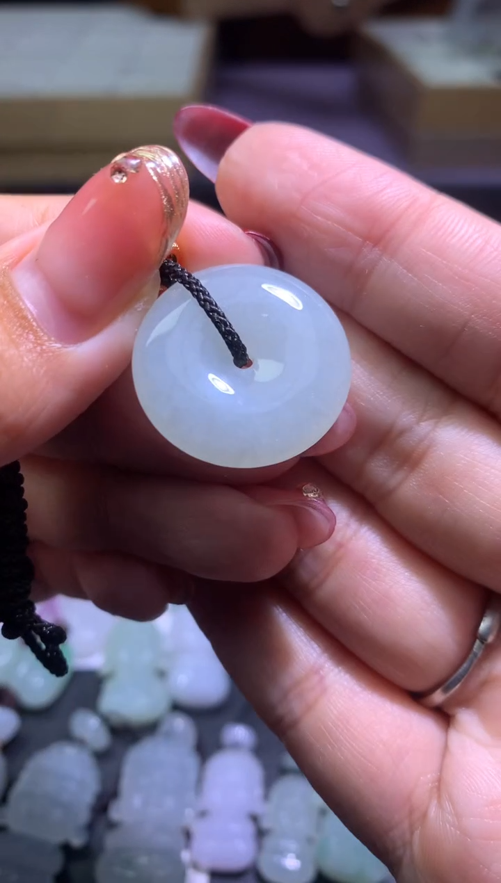 【闪购商品】翡翠颈饰未镶嵌净货