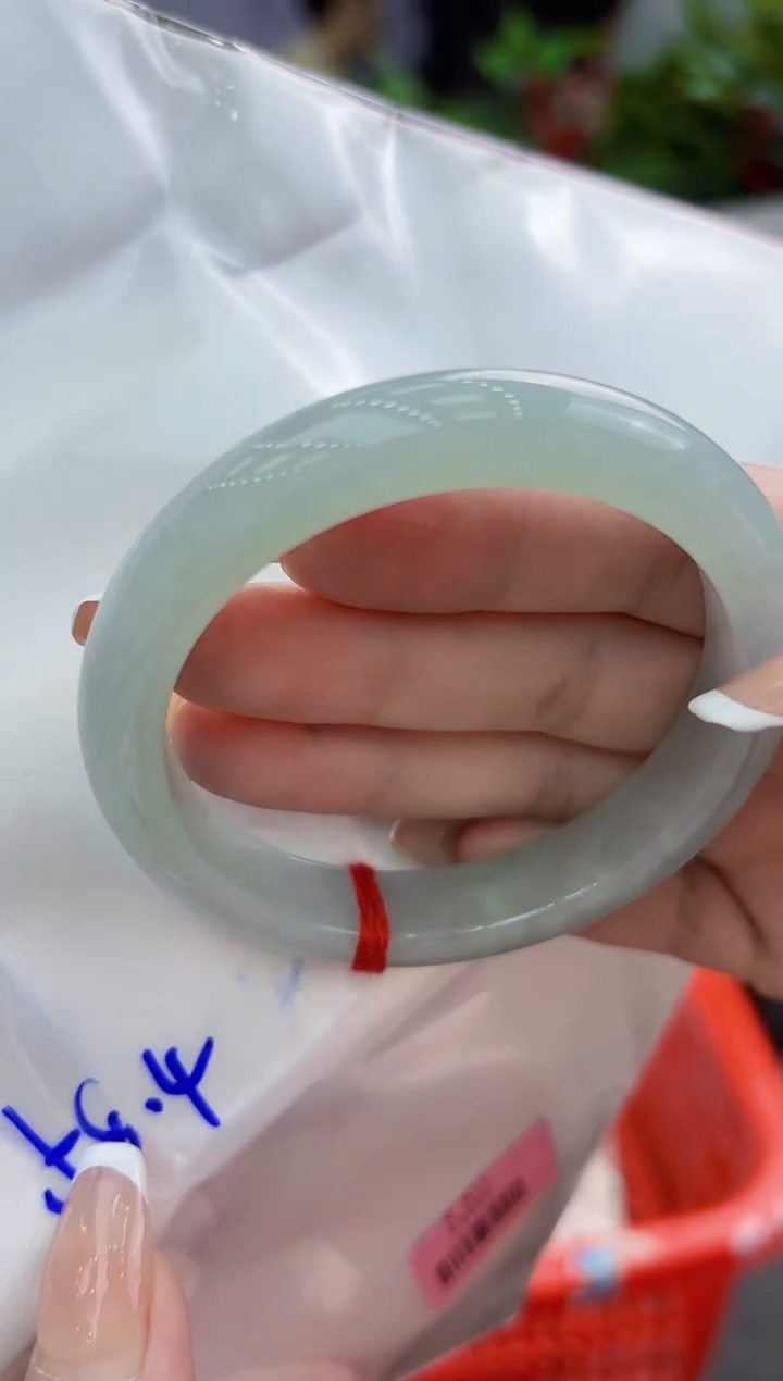 【闪购商品】翡翠手镯未镶嵌翡翠手镯