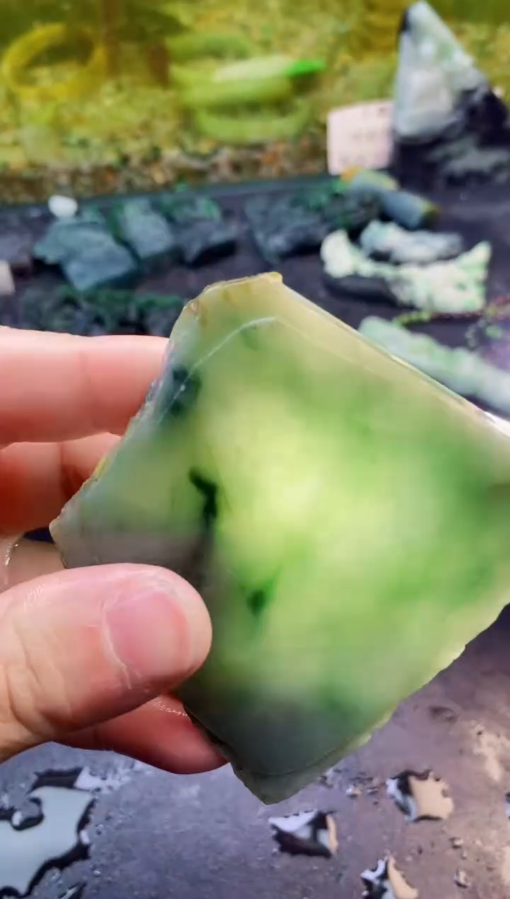 【闪购商品】翡翠颈饰未镶嵌197天然翡翠