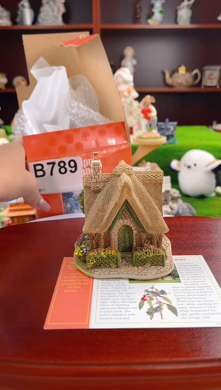 【闪购商品】紫砂茶宠中古小房子