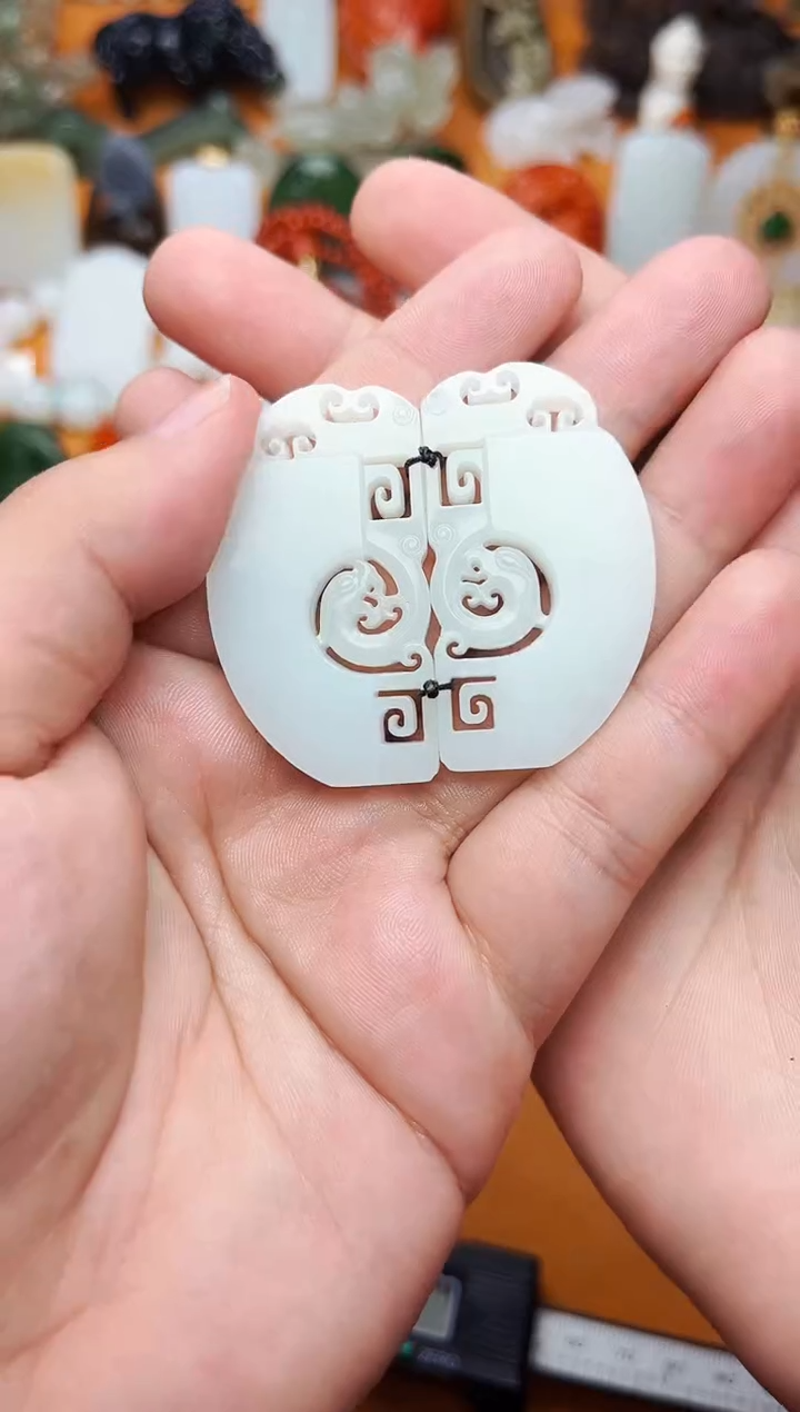 【闪购商品】和田玉颈饰未镶嵌龙凤一对