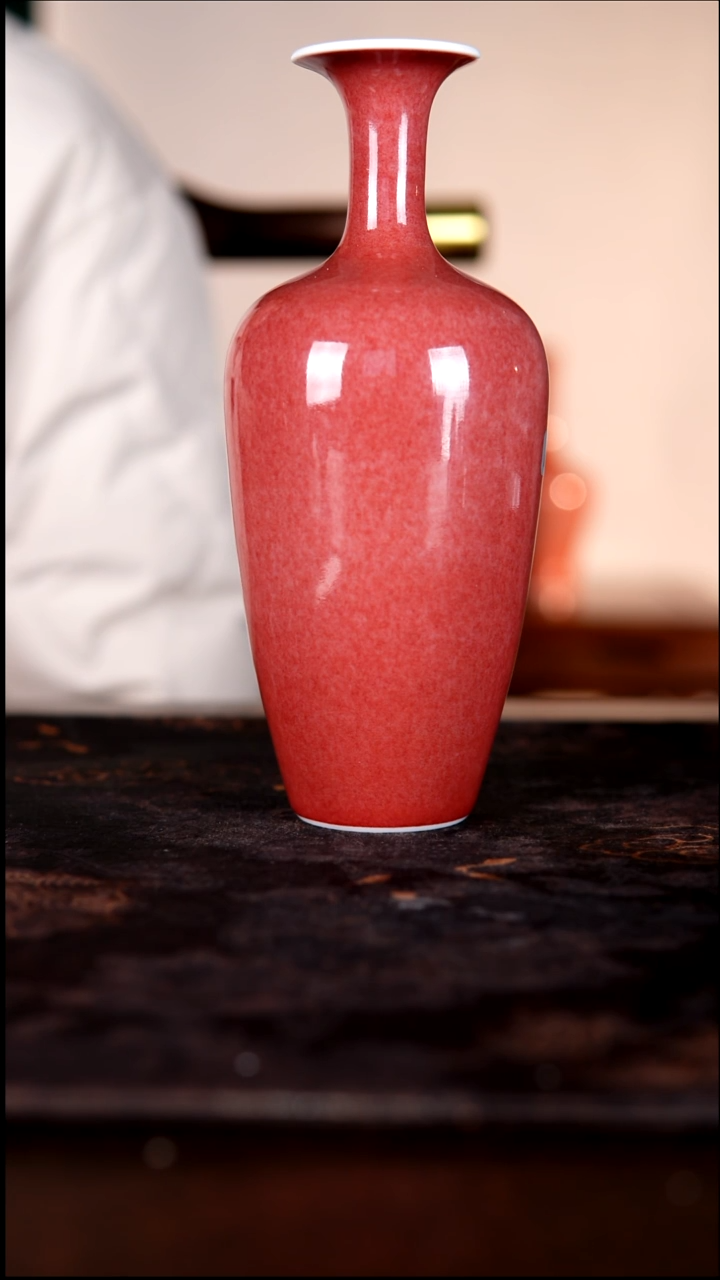 瓶白泥豇豆红陶瓷