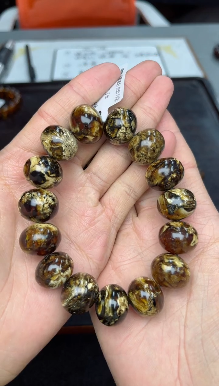【闪购商品】琥珀裸石未镶嵌抚顺琥珀花珀18+手串