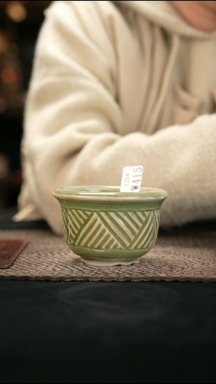 口径花盆-12-24-415特默认有瑕