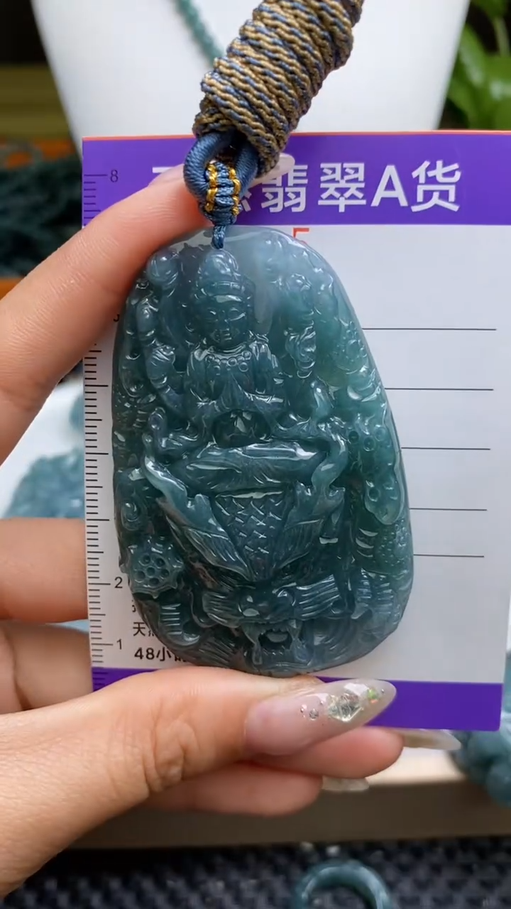 【闪购商品】翡翠未镶嵌颈饰