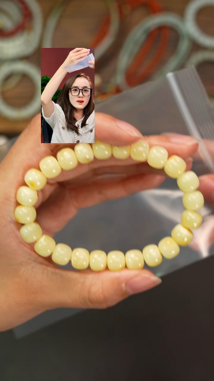 手串蜜蜡未镶嵌哈****鱼遇见匠心品质回血
