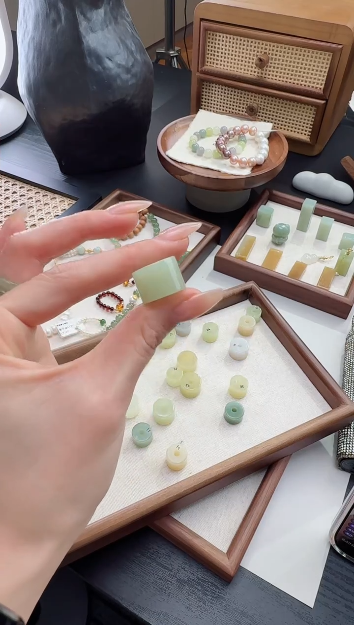 颈饰未镶嵌和田玉29