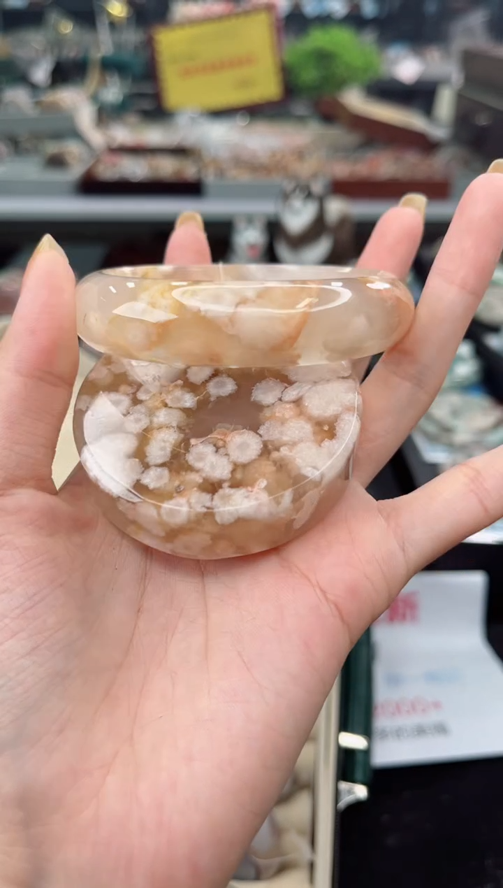 【闪购商品】石英质玉手镯未镶嵌60圈口（赠品镯心）6541660