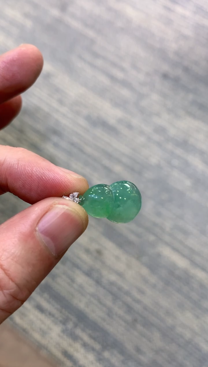 颈饰未镶嵌翡翠天然A货翡翠