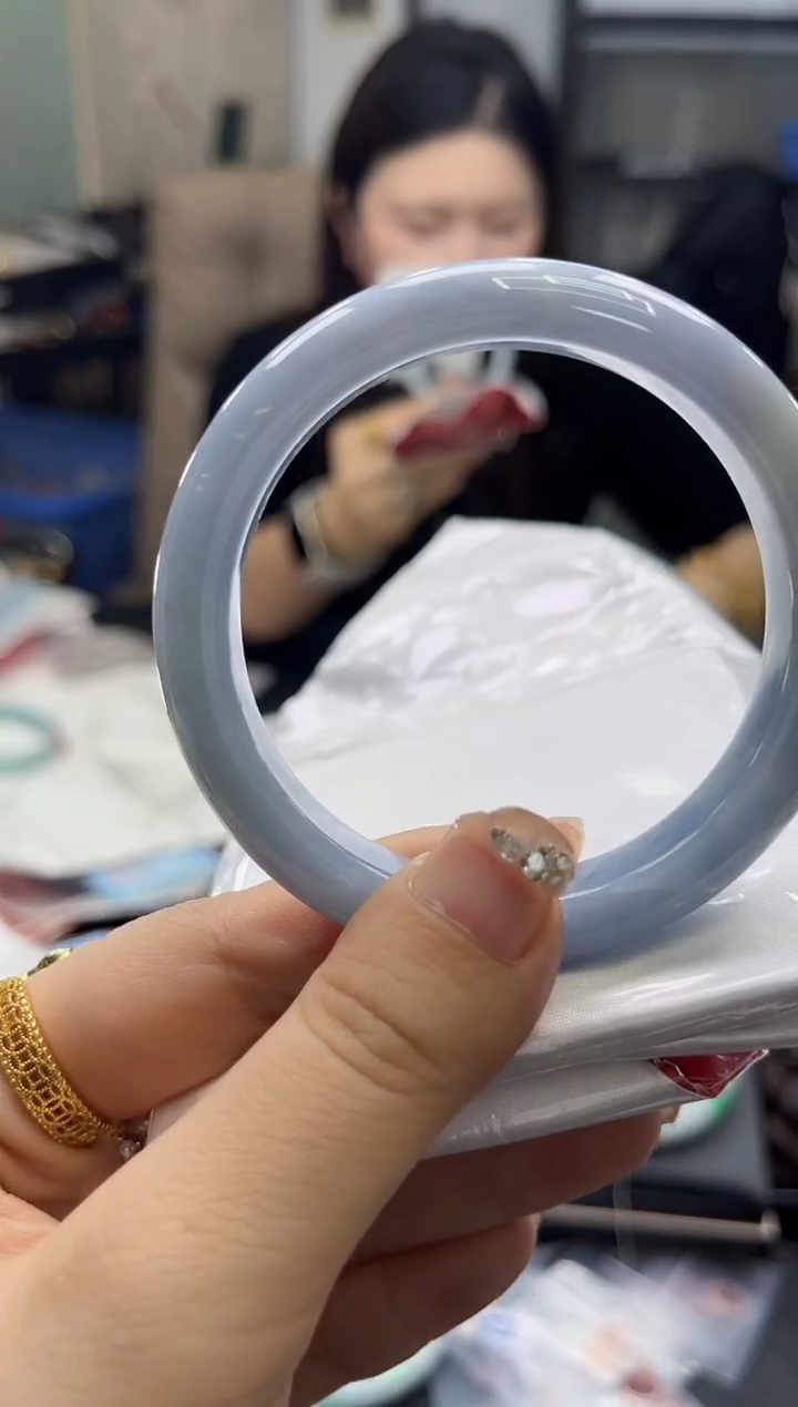 【闪购商品】翡翠手镯未镶嵌1018652571有纹裂