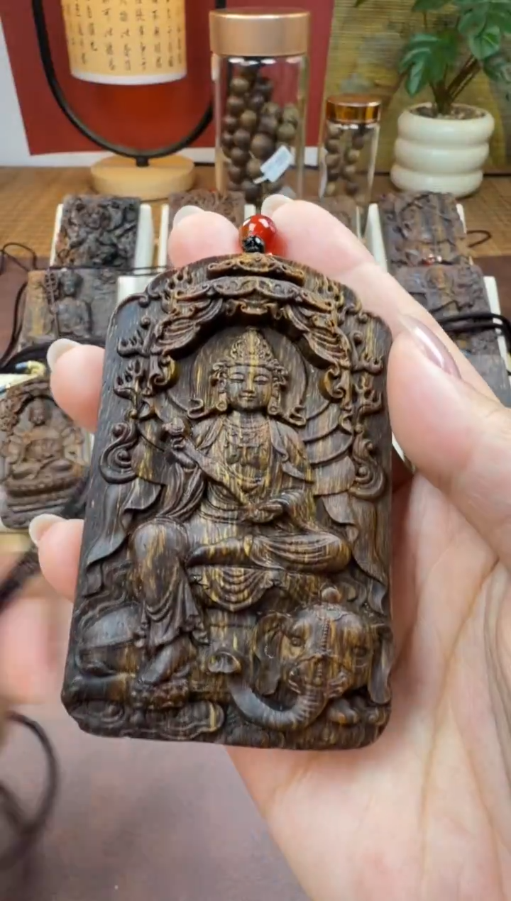 木木雕款   芽庄 十二生肖守护  龙蛇 普贤菩萨8cm 送养香瓶