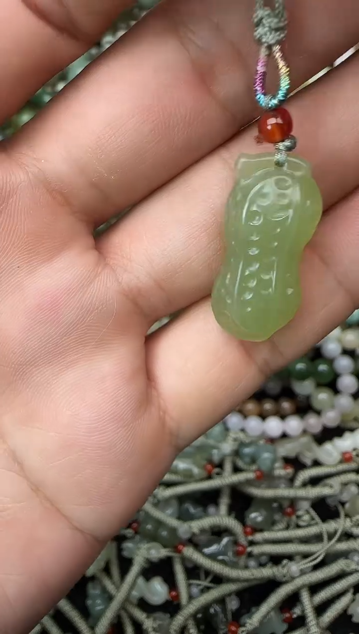 颈饰未镶嵌和田玉拍一发一