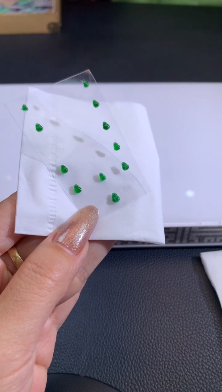 【闪购商品】定制翡翠未镶嵌翡翠