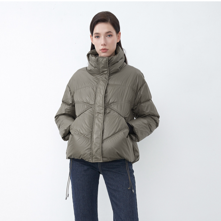 S·DEER圣迪奥时尚短款拼接格纹时尚休闲轻薄保暖羽绒服S21482401