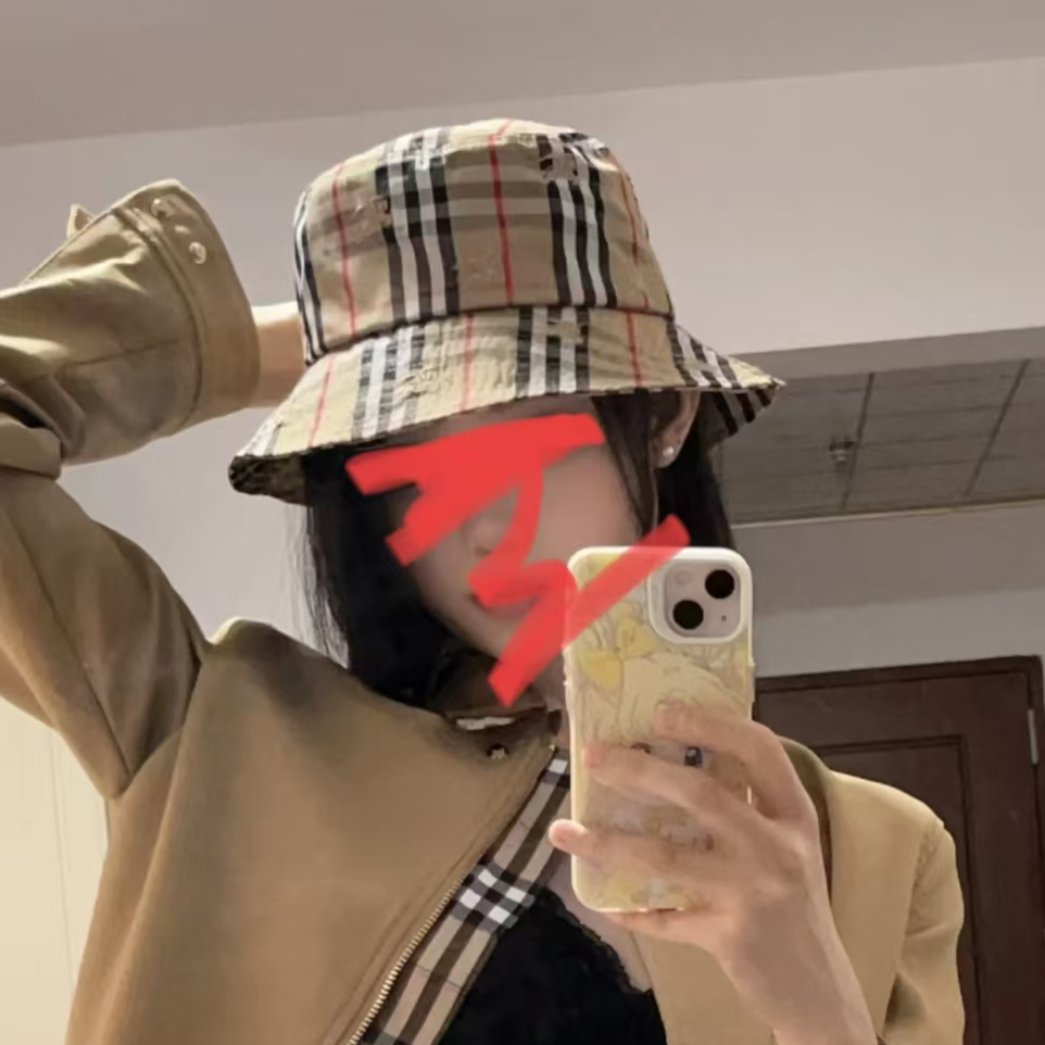 99新 BURBERRY/博柏利 JJ-H11373渔夫帽L码帽围57cm