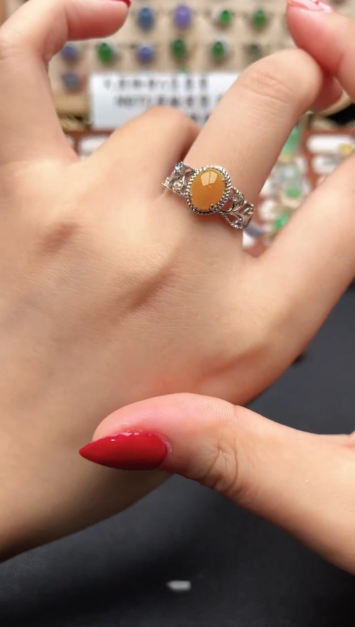 银S925镶嵌戒指翡翠一物一证一礼盒