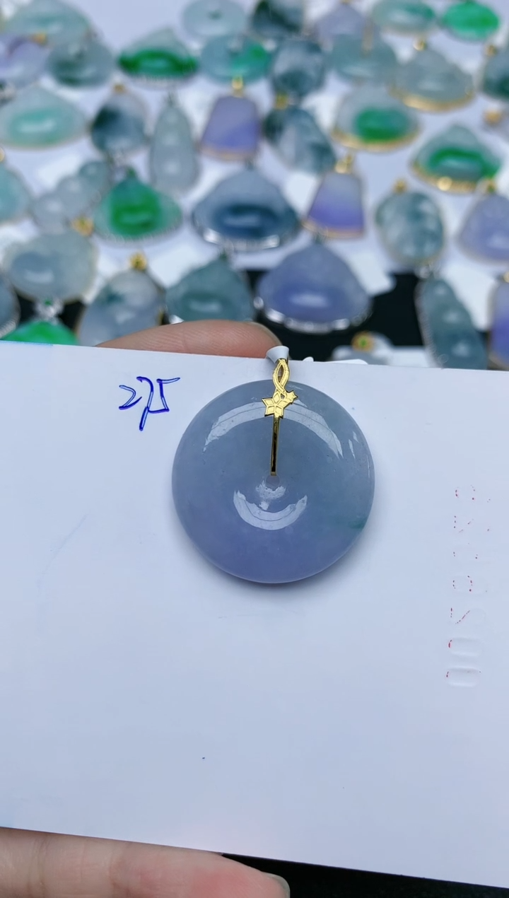 【闪购商品】翡翠颈饰18K金镶嵌天然翡翠A货    