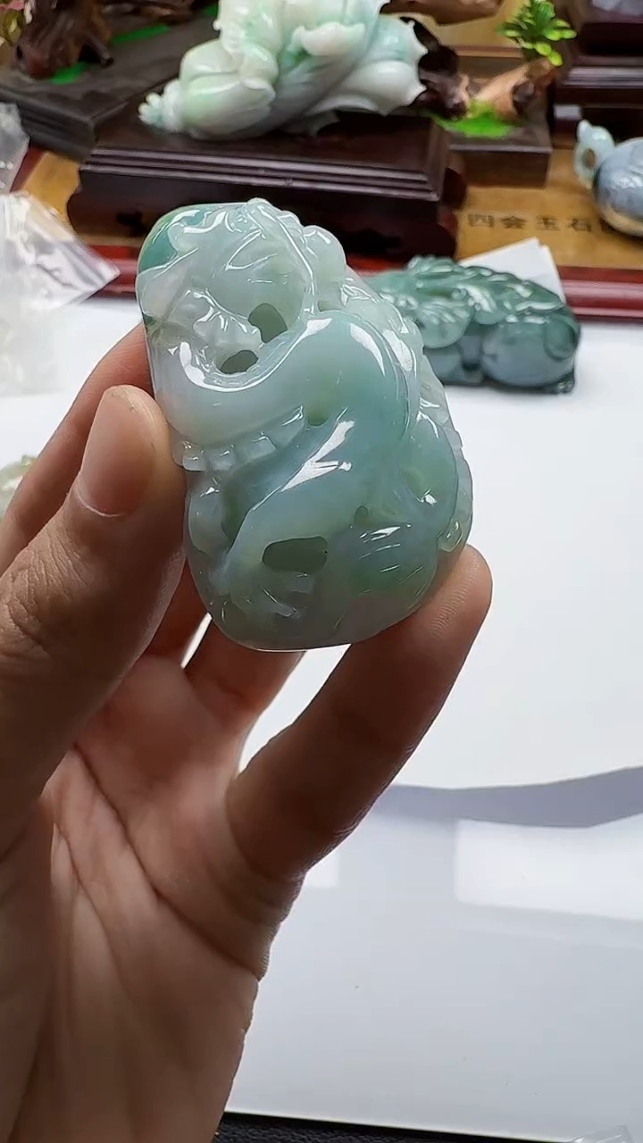 吊坠(不含链)未镶嵌翡翠1