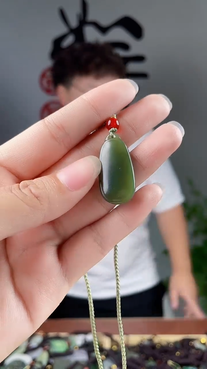 和田玉未镶嵌颈饰拍一发一，多样性发货